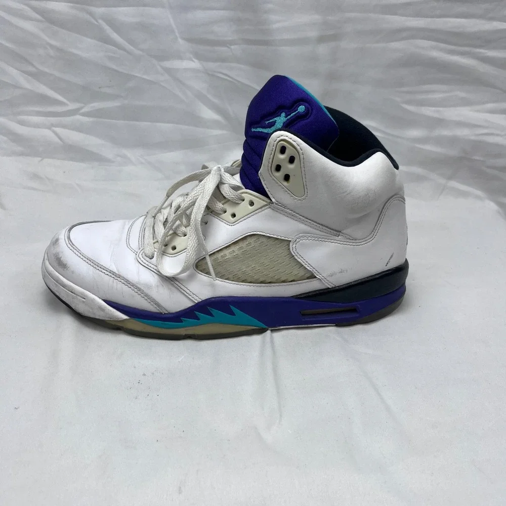 Jordan Retro 5 Grape Basketball White Emerald Grape Ice Sneakers 136027-108